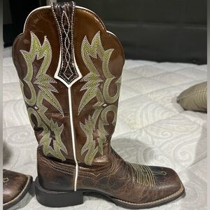 Arait women’s boots